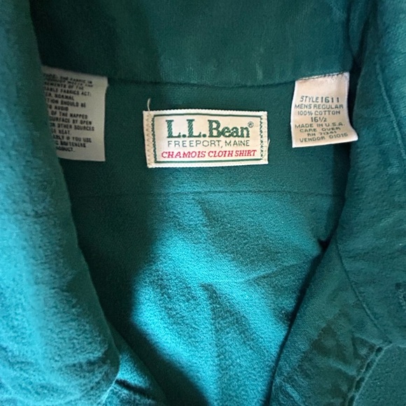 L.L. Bean Men's Casual Button Down Shirt - Teal - Picture 3 of 3